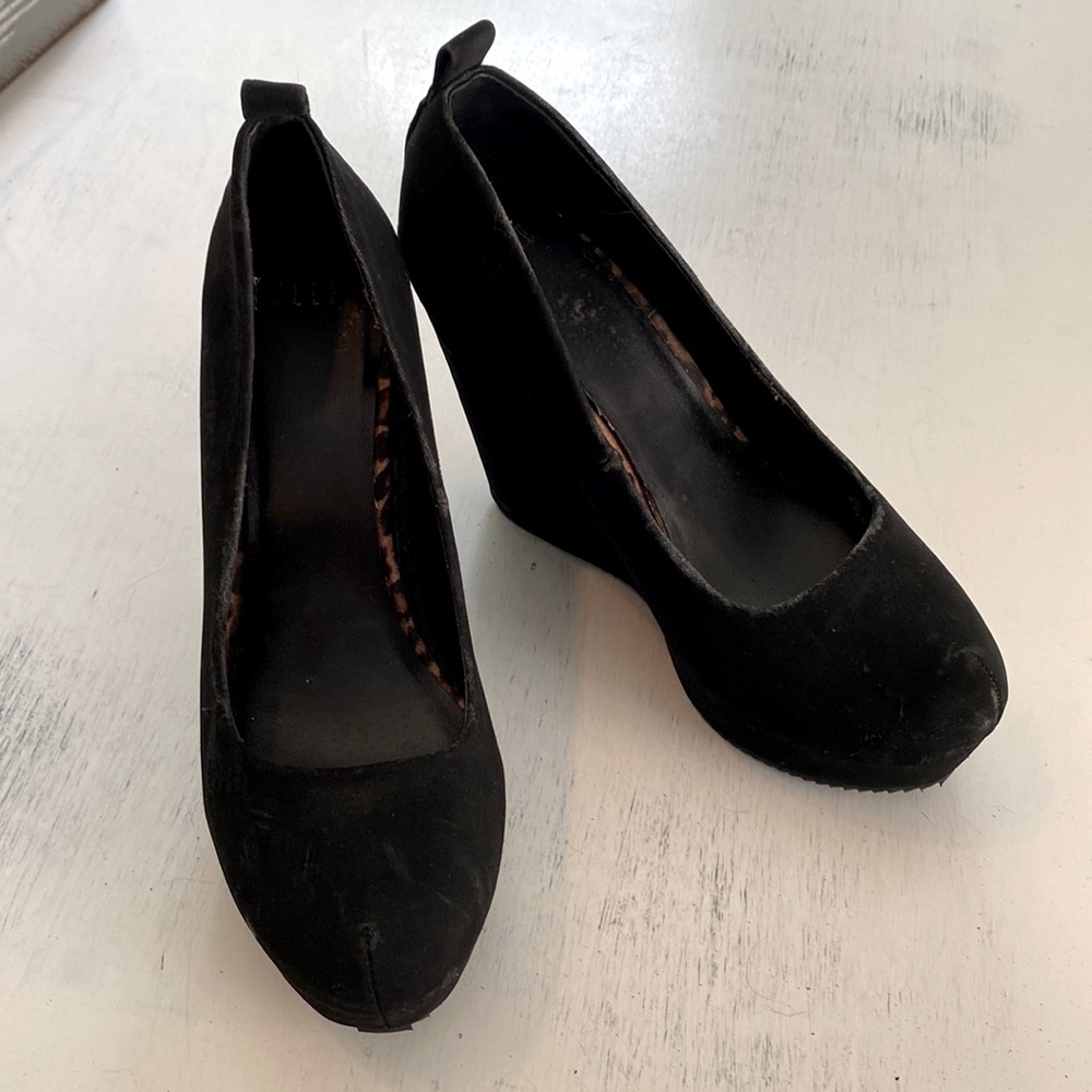 Women Black Suede Elle Shoes